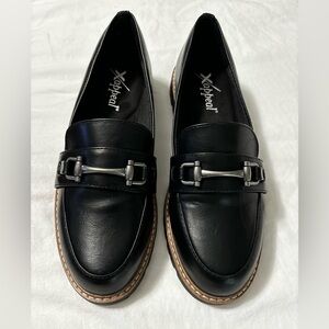 Woman’s Chunky Penny Loafers Size 6.5